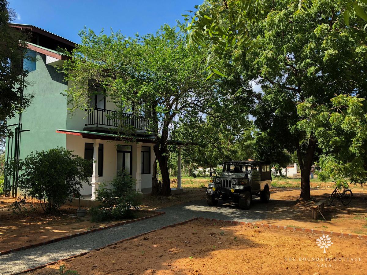 Hotel The Boundary Yala à Kataragama Extérieur photo