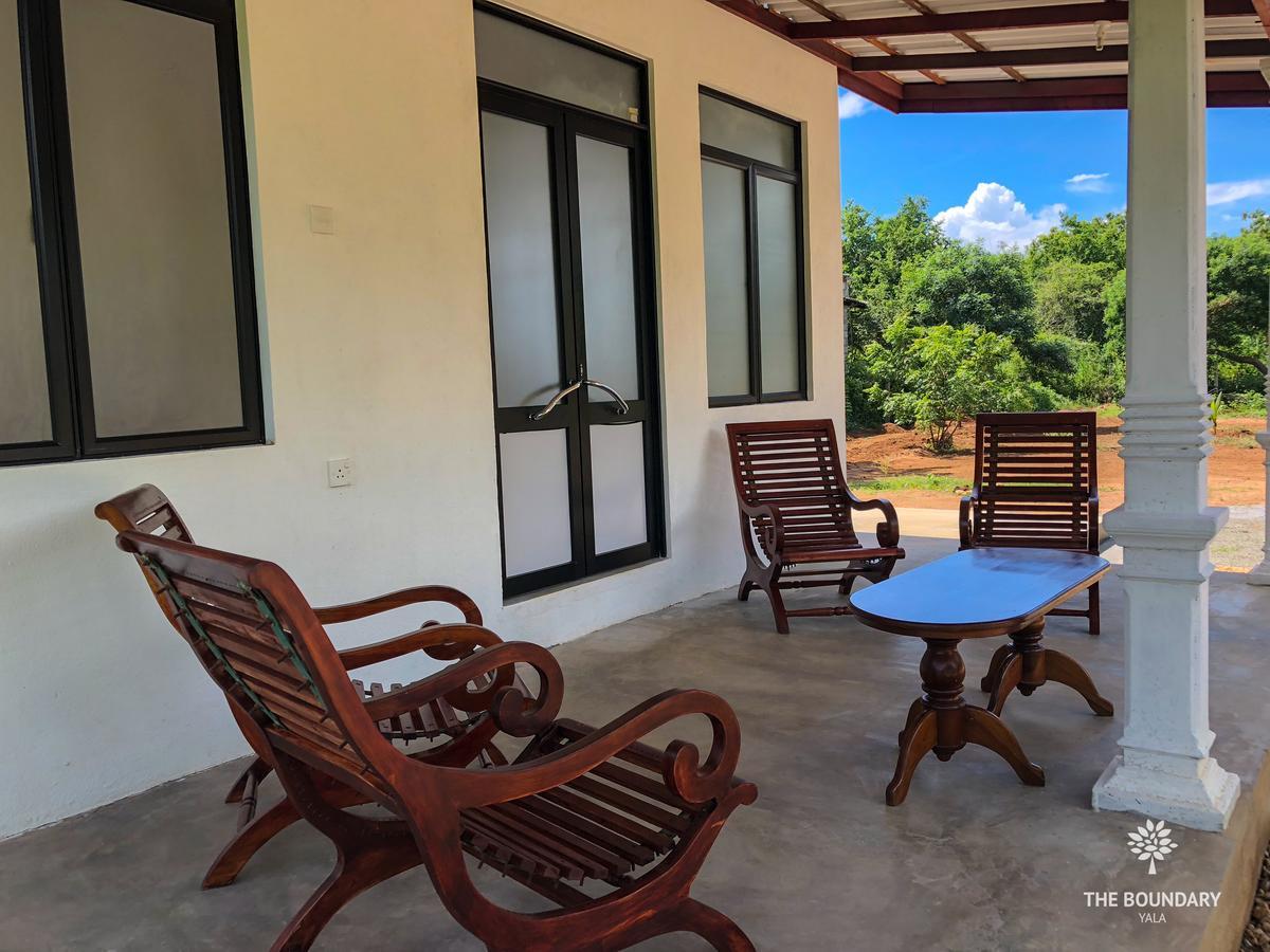 Hotel The Boundary Yala à Kataragama Extérieur photo